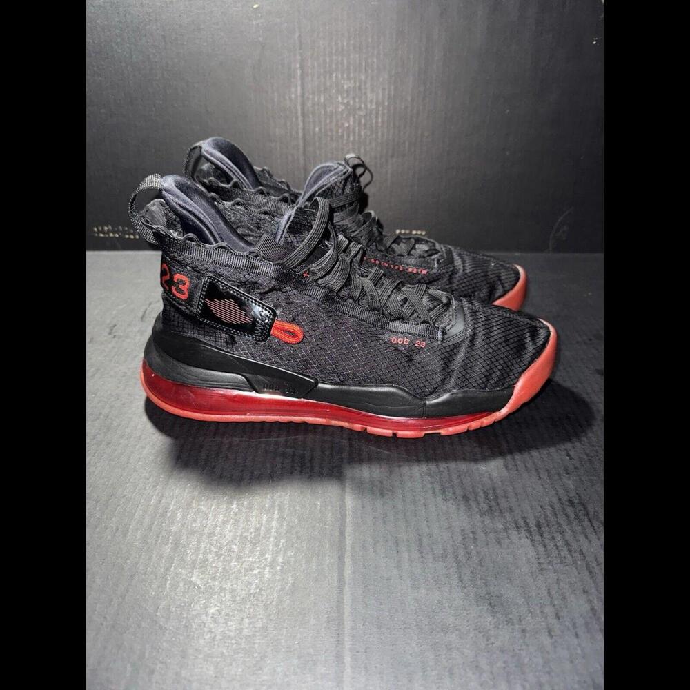 Nike Air Jordan Proto Max 720 Bred - BQ6623-006 - Size 10
